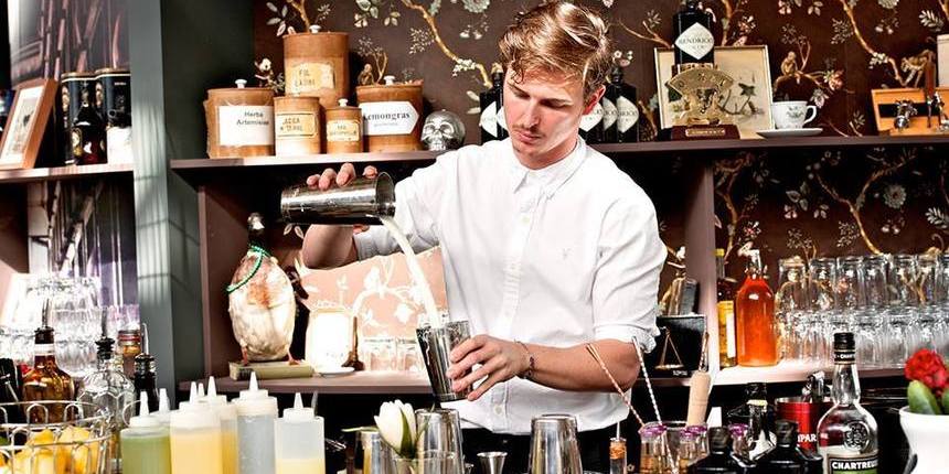 Cocktail Bartenders